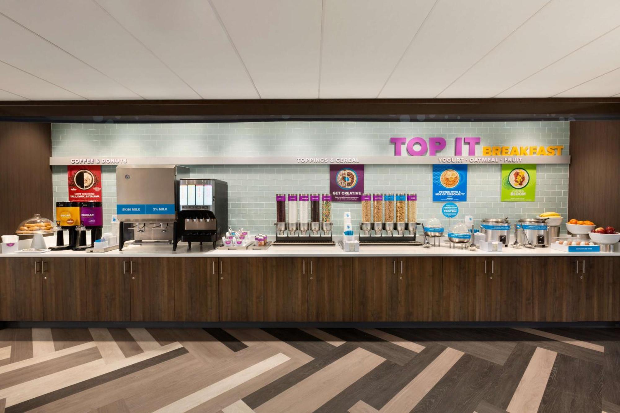Tru By Hilton Cheyenne Hotel Exterior photo