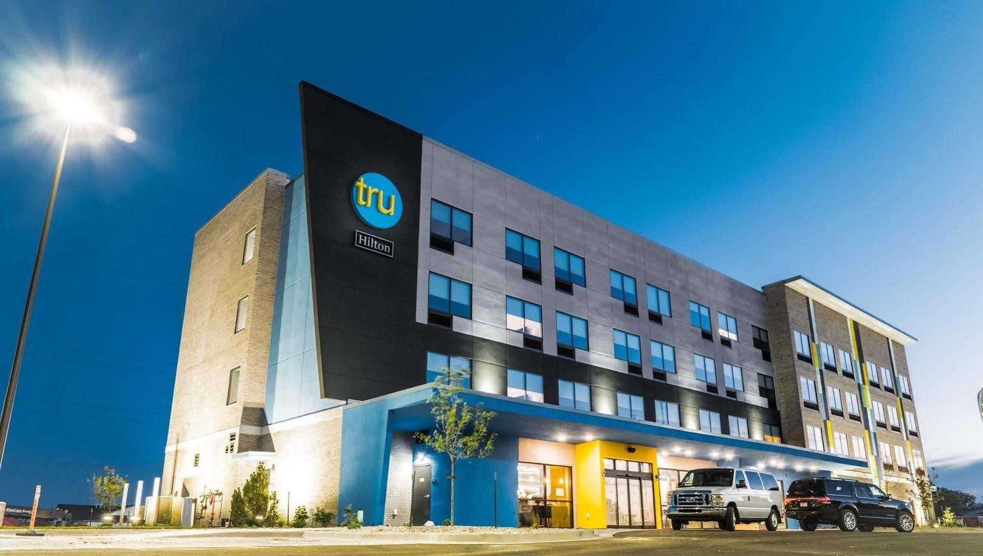 Tru By Hilton Cheyenne Hotel Exterior photo